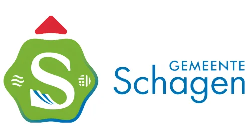 Logo van de gemeente Schagen, met een gestileerde groene 'S' in een zeshoek met rode klep, naast de tekst 'Gemeente Schagen.