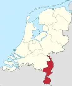 Een kaart waarop Nederland is gemarkeerd met de provincie Limburg rood gekleurd in het zuidoostelijke deel van het land.