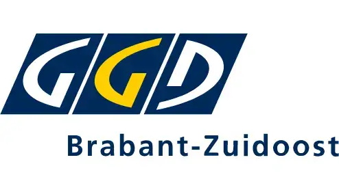 Logo van GGD Brabant-Zuidoost, met gestileerde letters "GGD" in blauw en geel, boven de tekst "Brabant-Zuidoost".