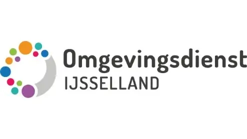 Logo van Omgevingsdienst IJsselland met kleurrijke cirkelvormen aan de linkerkant en tekst aan de rechterkant.