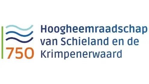 Logo van Hoogheemraadschap van Schieland en de Krimpenerwaard met blauwe golven en het getal 750 in oranje op een witte achtergrond.