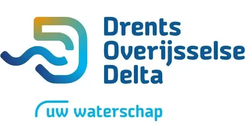 Logo van waterschap Drents Overijsselse Delta met een blauw en groen abstract watersymbool en de tekst "Drents Overijsselse Delta uw waterschap.