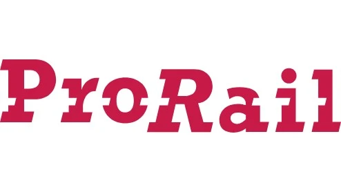 Het ProRail logo in rode tekst op een witte achtergrond.