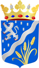 Een blauw schild met een golvende zilveren diagonale streep, een zilveren leeuw linksboven, drie gouden tarwehalmen rechtsonder en een kroon bovenop.