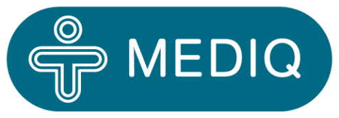 Een ovaal logo in de kleur teal, met links een wit geometrisch medisch symbool en rechts het woord „MEDIQ“ in witte hoofdletters.