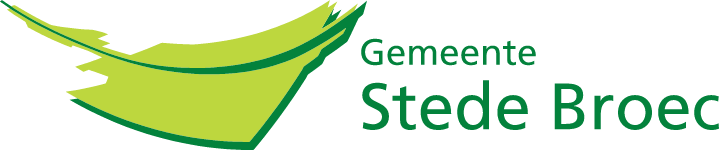 Logo van de gemeente Stede Broec met gestileerde groene vormen en de tekst "Gemeente Stede Broec" op een lichte achtergrond.